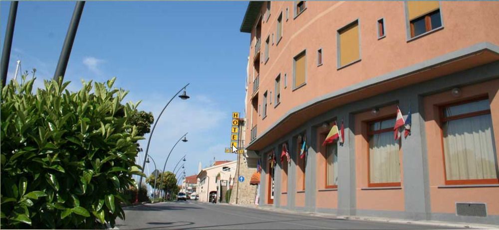 Roma Hotel Castiglione della Pescaia Exterior photo